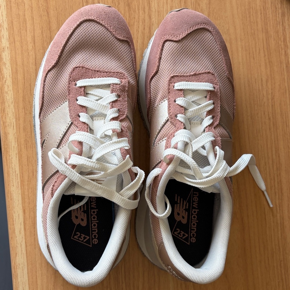 New Balance Women’s 237 Rose Gold Sneakers - Picture 3 of 7